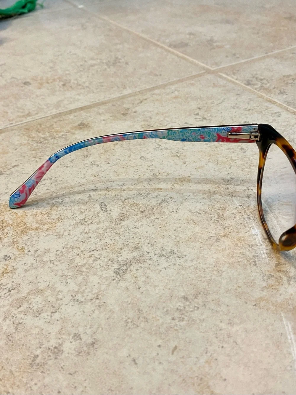 Lilly Pulitzer Sandbar Reading Glasses 2.50 Reader Dark Tortoise